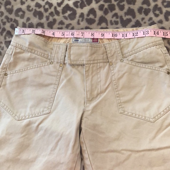 Y2K Old Navy Ultra Low Waist Pants in Light Khaki Size 4 Women’s - Picture 12 of 17